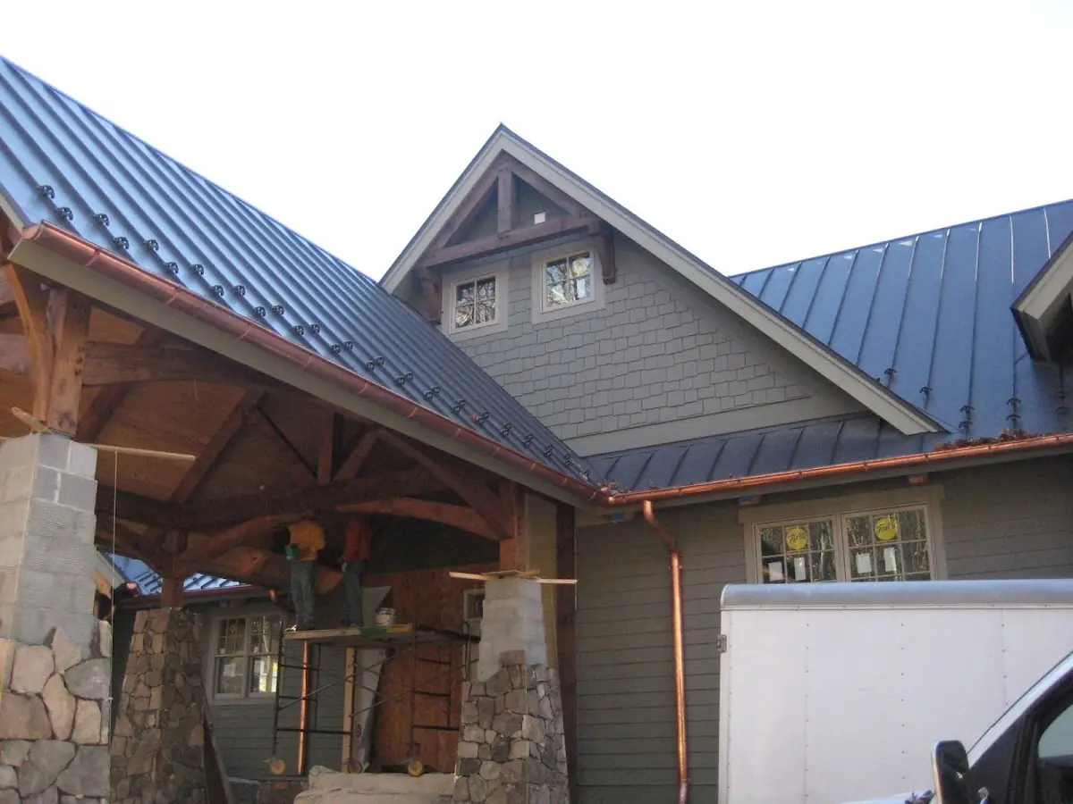 Craftsman Roofing team delivering quality roofing work in Center Lake